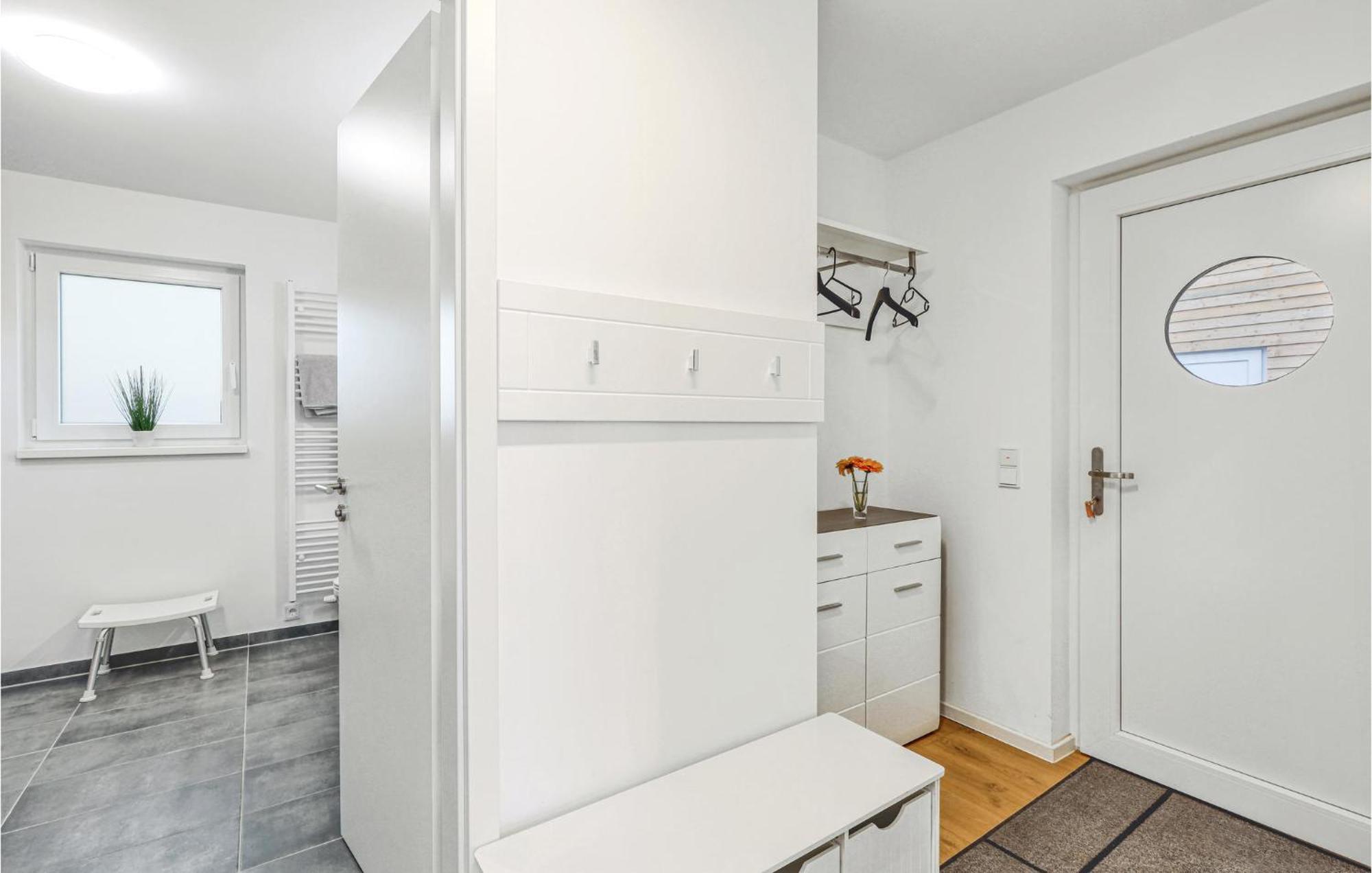 Nice Home In Tossens With Kitchen Exterior foto